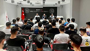 İl Müdürü Kabakcı, Güreş Branşı Sporcuları İle Toplantı Yaptı