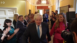 Johnson, Başbakanlık konutundan ayrıldı