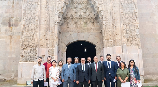 Tarihi Kervansaray’da KAYÜ Bünyan MYO’nun Akademik Kurul Toplantısı Yapıldı