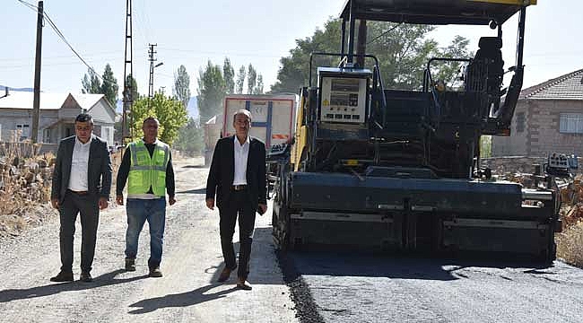 Tomarza İncili Mahallesinde Sıcak Asfalt Çalışmasına Başladı