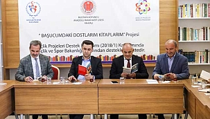 Başkan Esat Öztürk'ten Kitap Okuma Projesine Destek