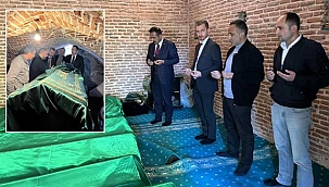 Dr. Avşar Aslan 'Melikgazi Türbesi'ni Ziyaret Etti