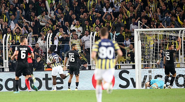 Fenerbahçe - AEK Larnaca: 2 - 0