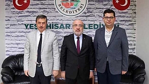 Kayseri Üniversitesi Rektörü Karamustafa’dan Başkan Taşyapan’a Ziyaret
