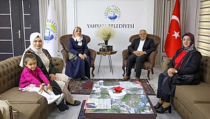 Yahyalı Elma Çiçeği Kadın Girişimcilerinden Başkan Öztürk’e Ziyaret