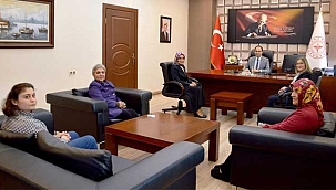 AK Parti Kadın Kollarından İl Sağlık Müdürü Erşan'a Ziyaret