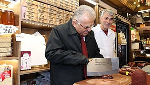 Başkan Büyükkılıç, Pastırma Doğrayarak Hünerlerini Sergiledi