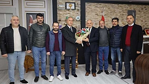 Camikebir Mahallesinden Başkan Öztürk'e Teşekkür Ziyareti