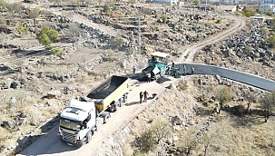 Gölemen Mevkiinde Sıcak Asfalt Çalışmaları Başladı