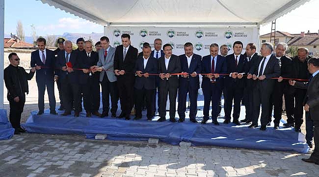 Kopçu Nimet-İsmail Bulut İlkokulu ve Kopçu Halı Sahası Törenle Açıldı