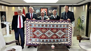 MHP Kayseri İl Teşkilatında Sarız Belediye Başkanı Baki Bayrak'ı Ziyaret
