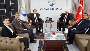 Rektör Yardımcısı Şahmetlioğlu’dan Başkan Öztürk'e Ziyaret