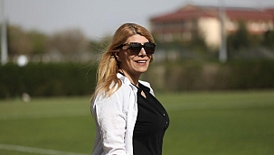 Son Dakika: Kayserispor Başkanı Berna Gözbaşı’ndan ayrılığını resmen duyurdu 