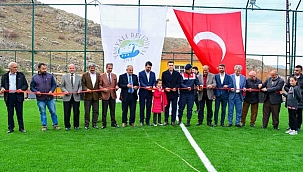 Taşhan Mahallesi Halı Sahası Açıldı