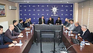 AK Partili Özhaseki İlçe Başkanlarıyla İstişare Toplantısı Yaptı