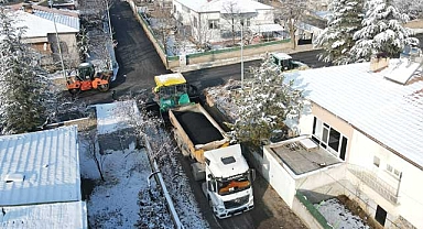 Develi Belediyesi Sıcak Asfalt Çalışmalarına Devam Ediyor