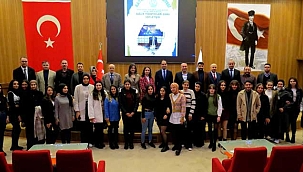 Develi de 'Sağlık Yöneticileri Günü Söyleşisi' Konulu Panel Düzenlendi