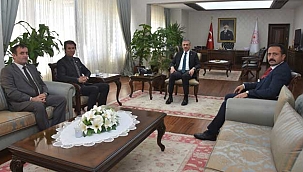 Dr. Avşar Aslan'dan Karaman Valisi Akkoyun'a Hayırlı Olsun Ziyareti