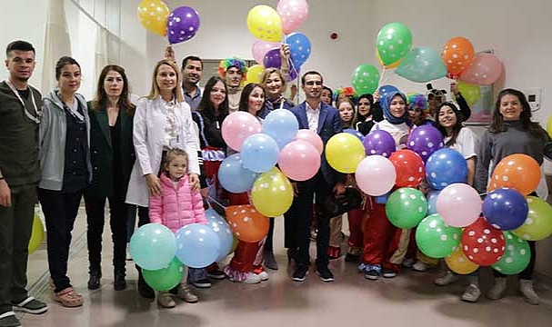Kayseri Şehir Hastanesindeki hasta çocuklar