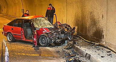 Otomobil ile TIR çarpıştı; 1 ölü, 2 yaralı