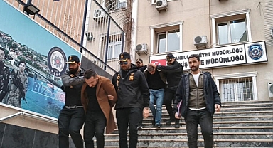 Arnavutköy'de 2 milyon liralık gaspın şüphelileri yakalandı