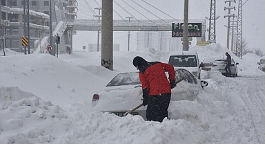Eğitime kar engeli! İşte okulların tatil edildiği o iller