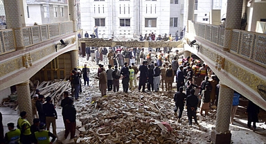 Pakistan’da camiye yönelik saldırıda can kaybı 101’e yükseldi