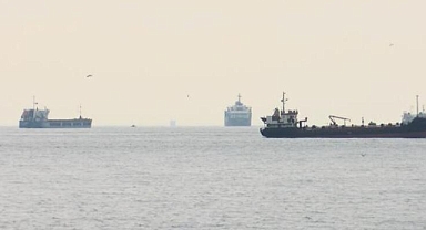 Prof. Dr. Mustafa Ilıcalı: İstanbul Boğazı'nda büyük risk var, gemilerin yüzde 40'ı tehlikeli yük taşıyor