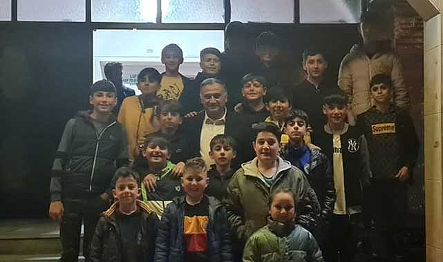 Başkan Cabbar’a Gençlerden Büyük İlgi