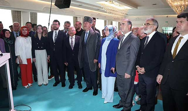 İl Başkanı Üzüm ve Milli Savunma Akar, Çerkesler İle Bir Araya Geldi