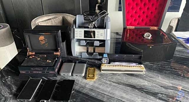 53 milyon liralık 2 saatin de ele geçirildiği operasyon