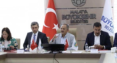 Bakan Özhaseki Malatya'da konuştu