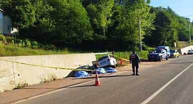 Bayram tatili yolunda yaptıkları kazada öldüler