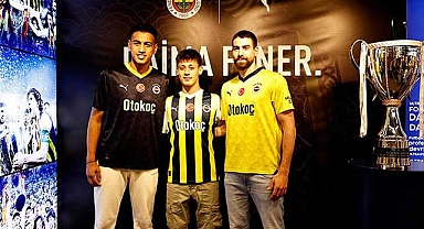 Fenerbahçe'nin yeni sezon forma lansmanı yapıldı
