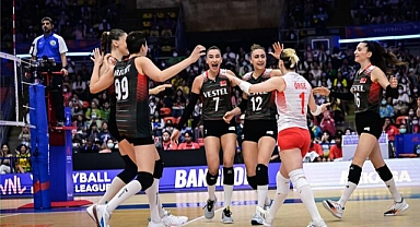 Filenin Sultanları, Japonya'ya 3-2 yenildi