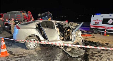 Gaziantep'te araba kazası: 6 ölü, 1 yaralı