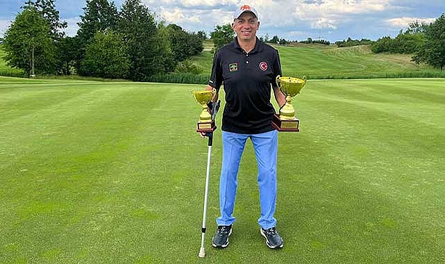 Mehmet Kazan Çekya'dan kupalarla dönüyor