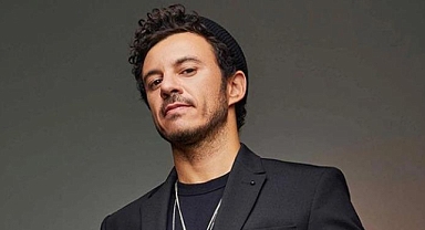 Yılın aşk bombası belgelendi! Yeni sevgilisinden Buray'a ilan-ı aşk öpücüğü