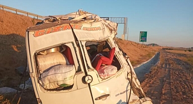 Aksaray'da feci kaza! İşçi minibüsü...