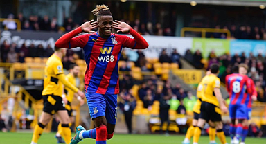 Aslan'dan Ezeli Rakibine Dev Çalım!