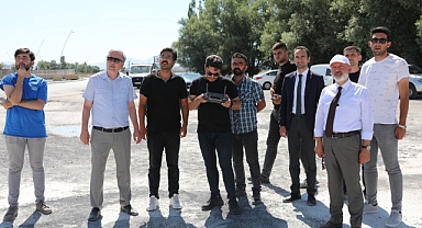 Başkan Çolakbayrakdar:Her Alanda Teknolojik Yeniliklere Ayak Uyduruyoruz