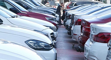 İkinci el araç fiyatlarında kısıtlama başladı, bazı oto galericiler karara uymadı