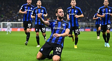 Inter, Hakan Çalhanoğlu'nun sözleşmesini 2027 yılına kadar uzattı