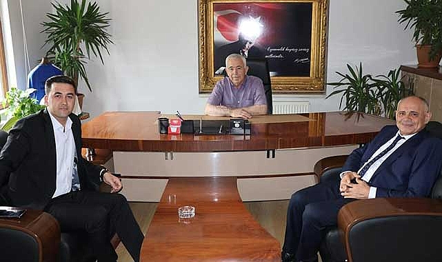 Kaymakam Kaya ve Başkan Öztürk'ten Hayırlı Olsun Ziyareti