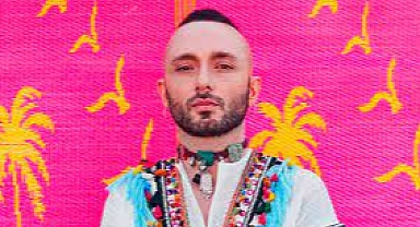 Mabel Matiz Yeni Albüm'ünü Bakın Kime İthaf Etmiş..