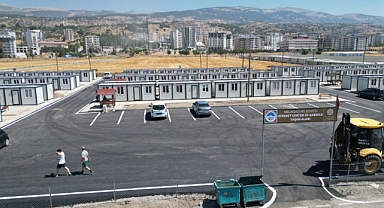 Melikgazi’nin Yardım Eli Depremzedelerin Gönüllerine Uzanmaya Devam Ediyor