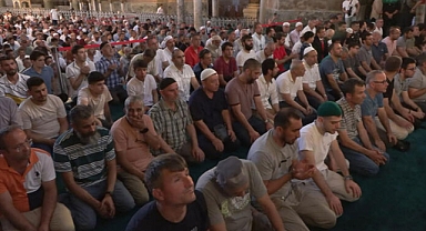 Şehitler İçin Ayasofya Camii'nde hatim indirildi