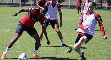 Sivasspor çalışmalarını tamamladı