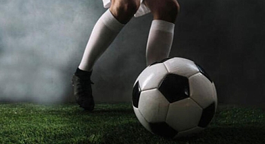 Türk futbol kulüpleri ekonomik olarak yabancı kulüplere çalışıyor