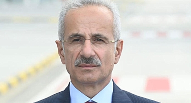 Varış noktasından önce otobüsten inen yolcular..